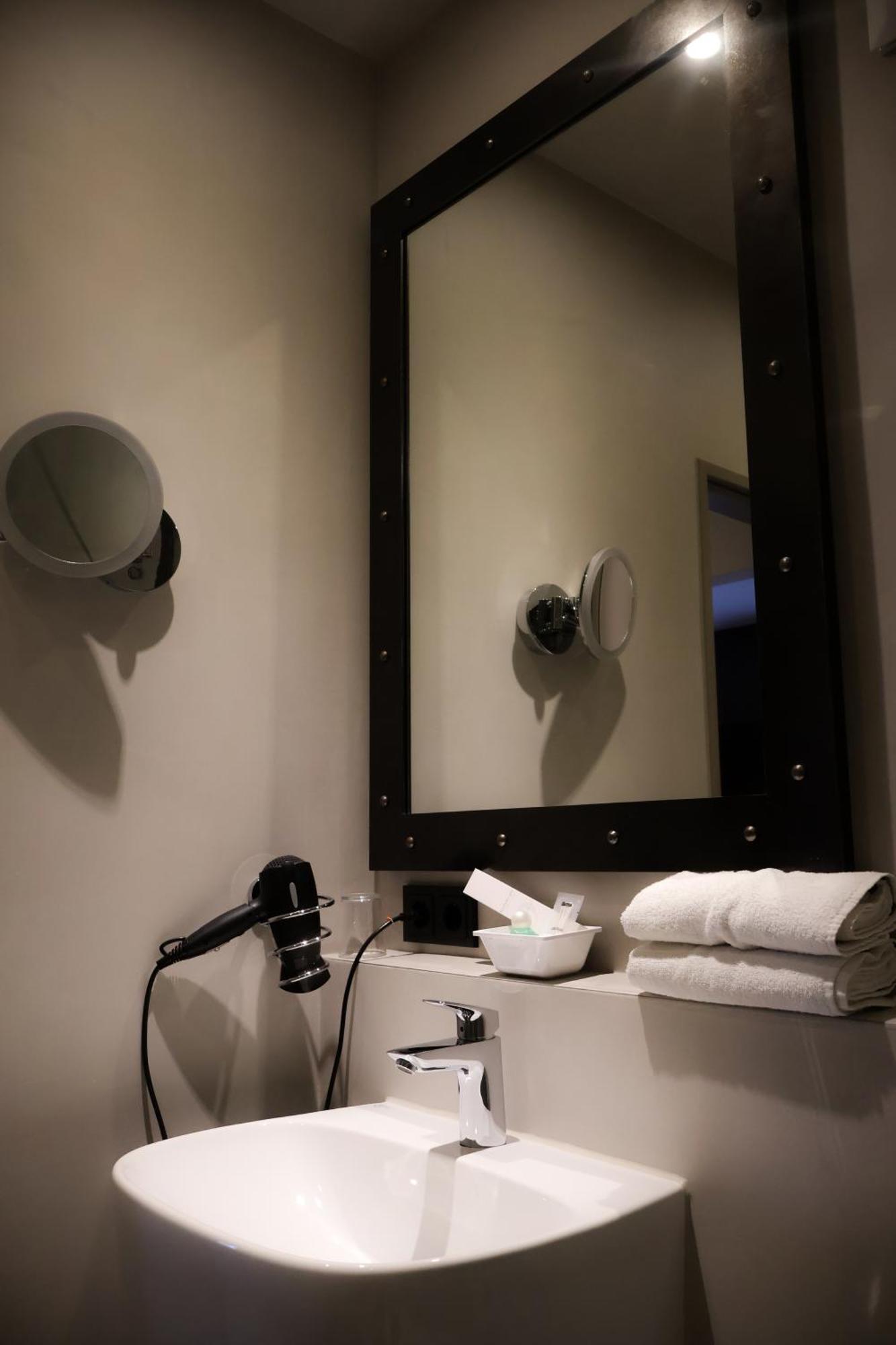 Hotel Alexxanders & Boardinghouse, Restaurant