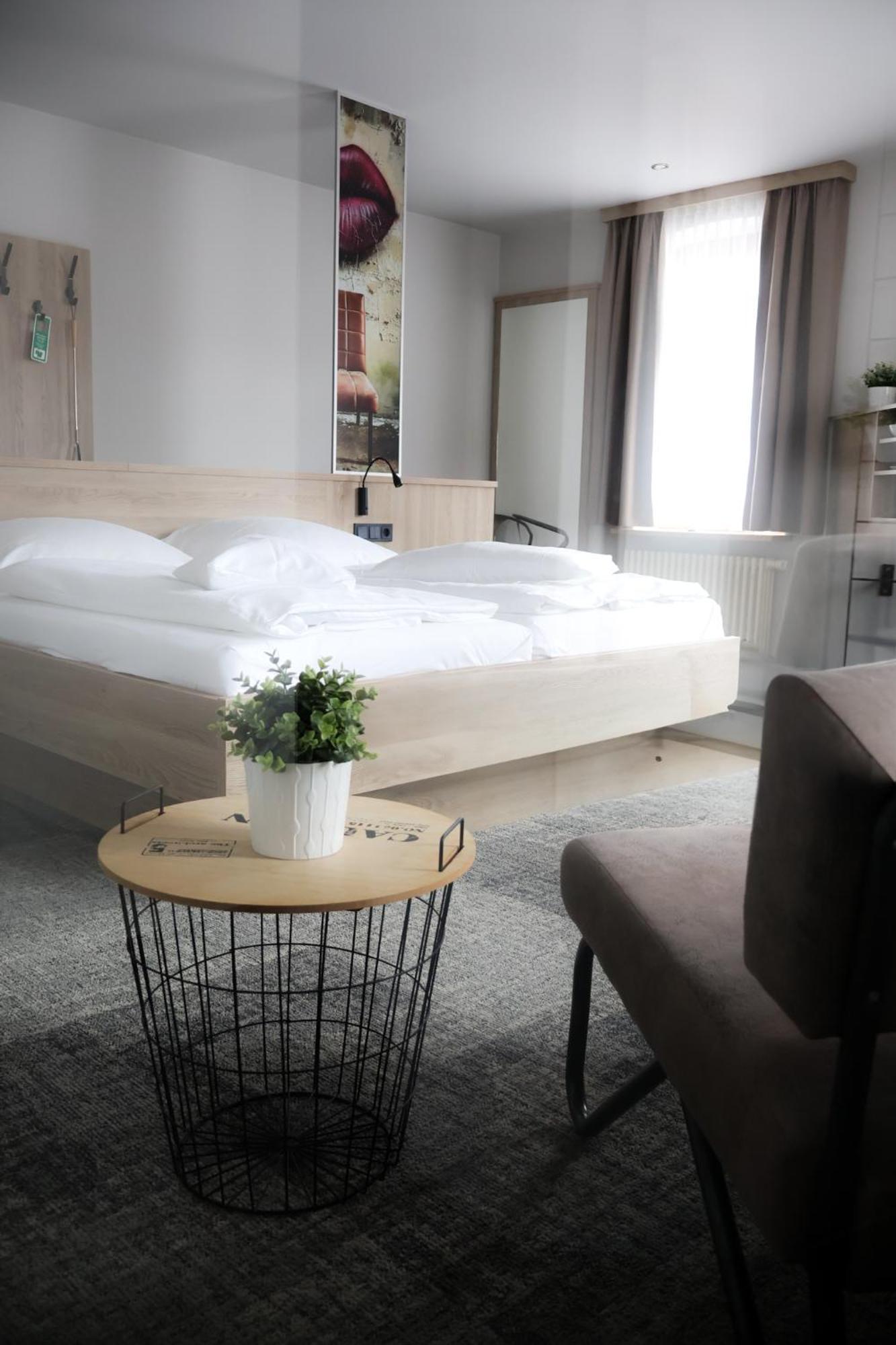 Hotel Alexxanders & Boardinghouse, Restaurant 3*