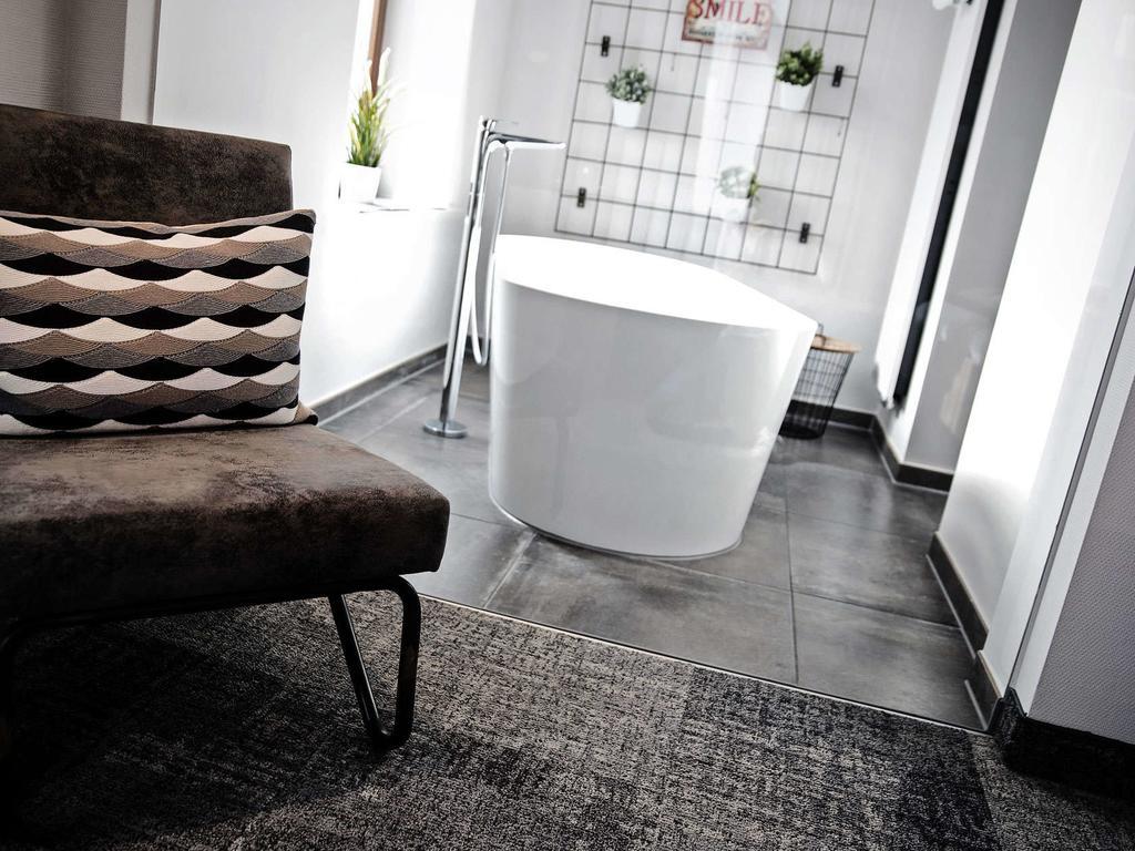 Alexxanders & Boardinghouse, Restaurant Hotel